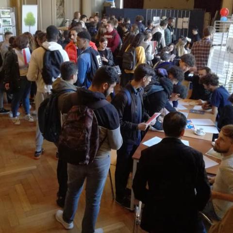 De beurs voor de burgerstages was een groot succes