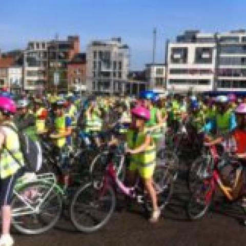De lagere school Koningin Astrid neemt deel aan de strapdag